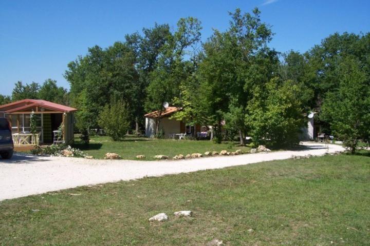 Отель L'Hermitage Des 4 Saisons La Gonterie-Boulouneix Номер фото